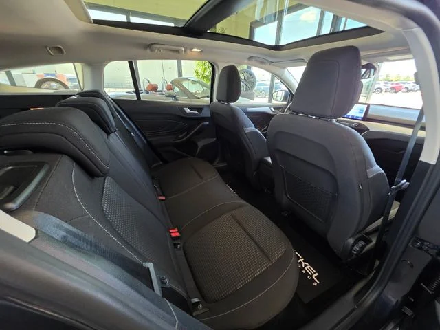 Ford Focus – 19