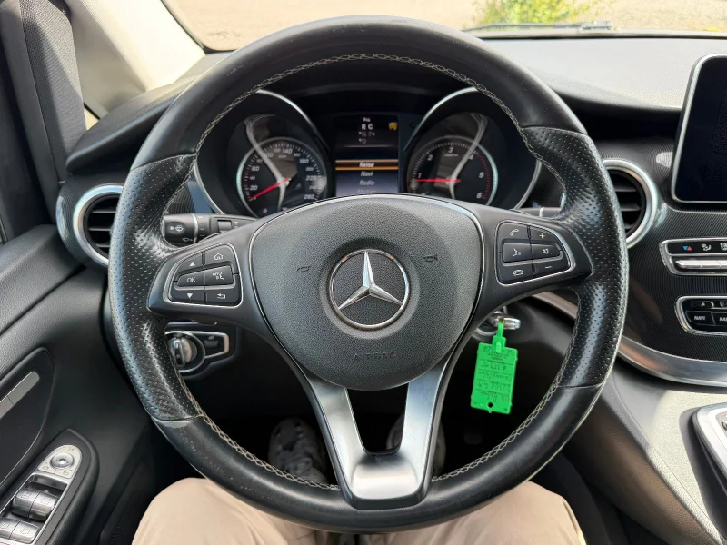 Mercedes-Benz V 250 – 12