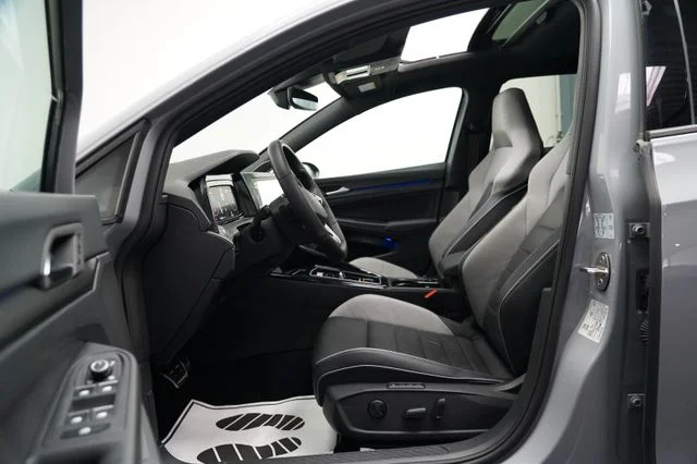 VW Golf – 17