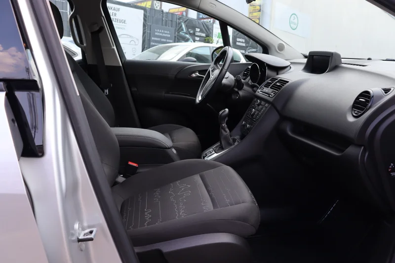 Opel Meriva – 14