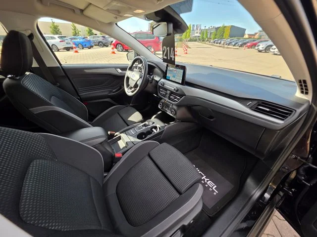 Ford Focus – 17