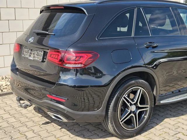 Mercedes-Benz GLC 300 – 21