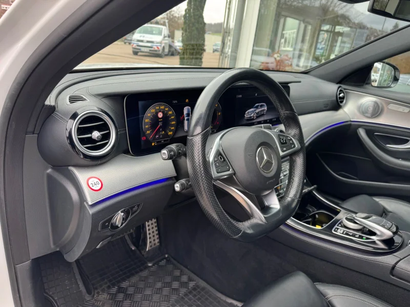 Mercedes-Benz E 350 – 32