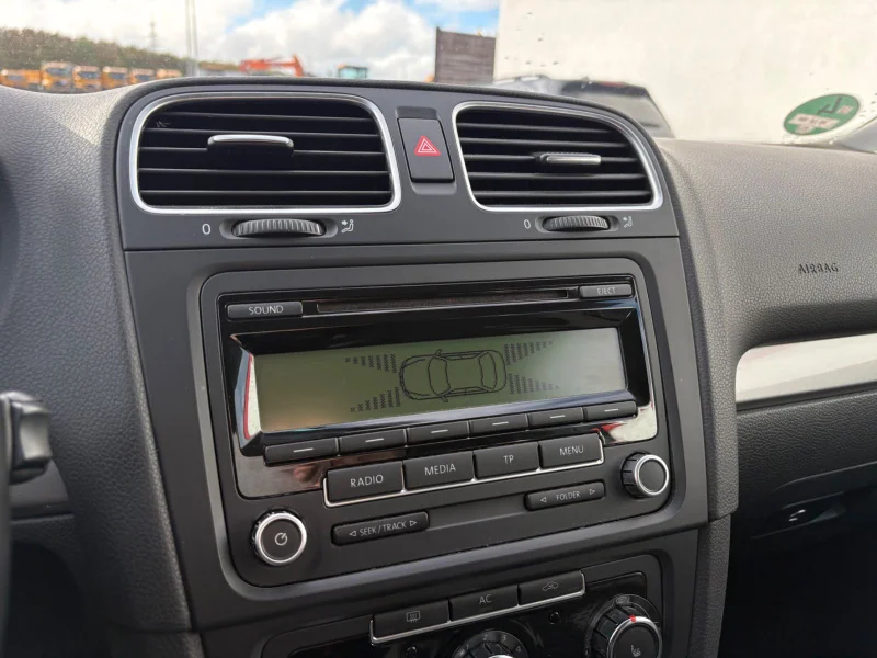 Volkswagen Golf – 9