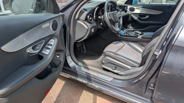 MERCEDES-BENZ C 200 – 10