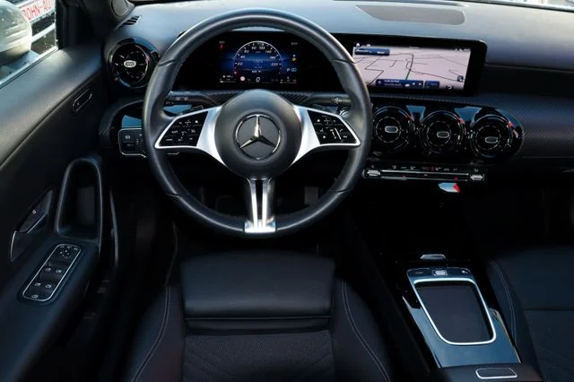 Mercedes-Benz A 180 – 14