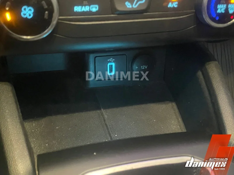 Ford Focus – 17