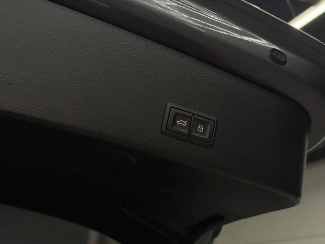 Audi A6 – 16