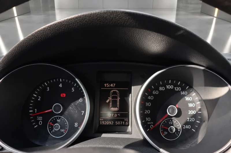 Volkswagen Golf – 22