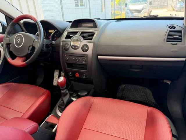 Renault Megane – 17