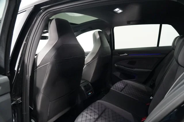 VW Golf – 17