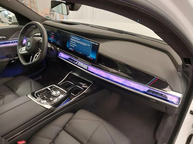 BMW 740 – 3