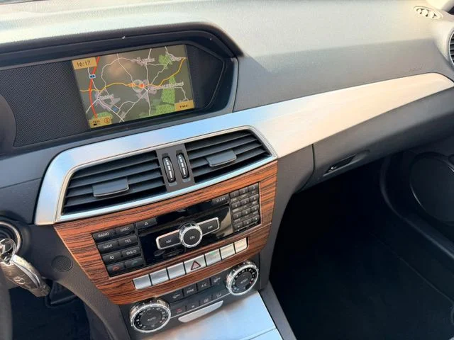 MERCEDES-BENZ C 200 – 26