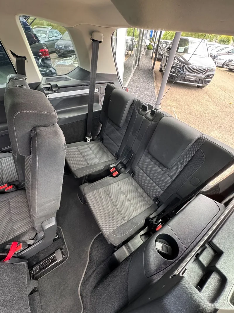 Volkswagen Touran – 16