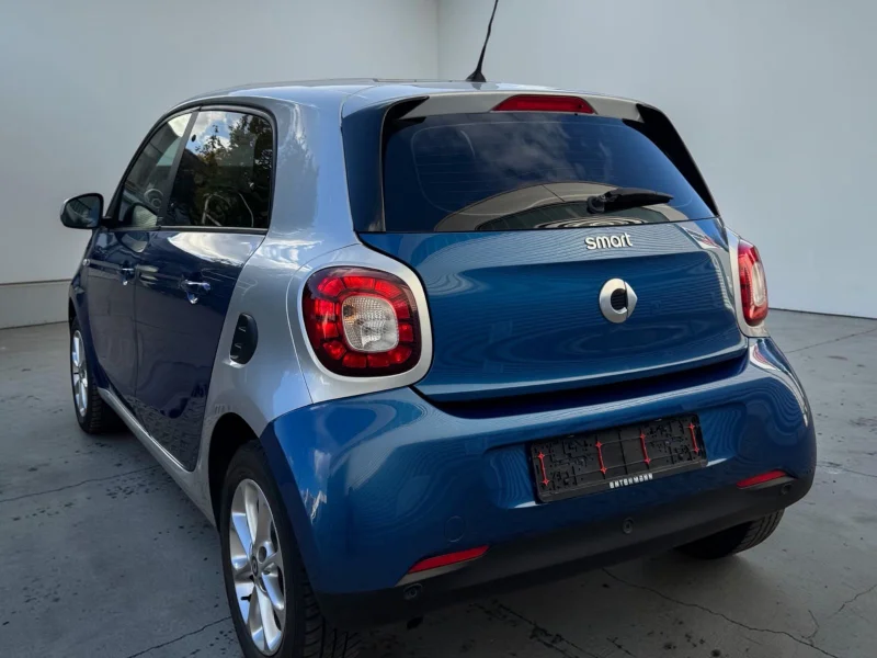 Smart ForFour – 5