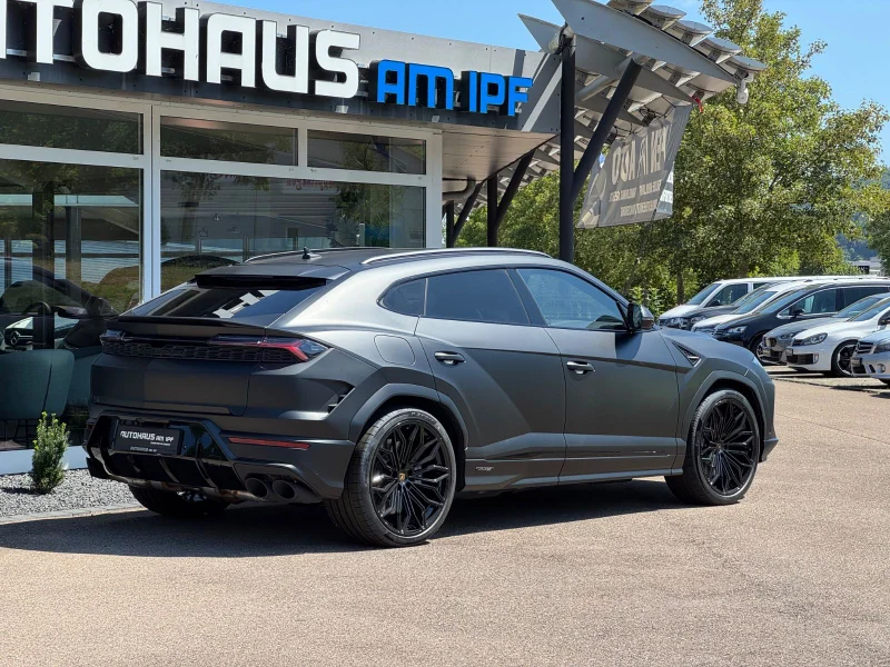 Lamborghini Urus – 8