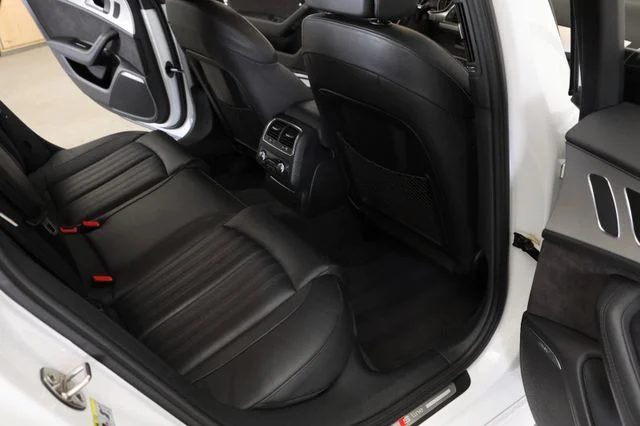 AUDI A6 – 15