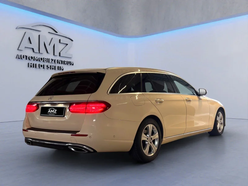 Mercedes-Benz E 220 – 7