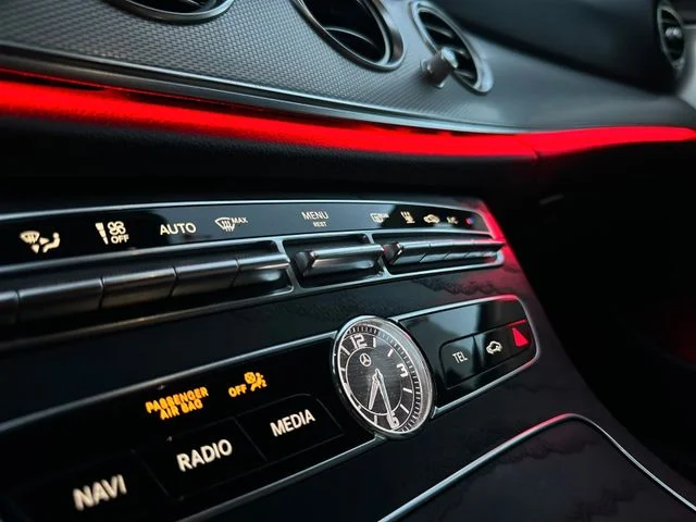 Mercedes-Benz E 300 – 10