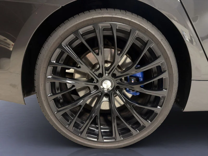 BMW M550 – 13