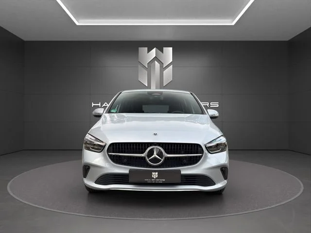 Mercedes-Benz B 220 – 8