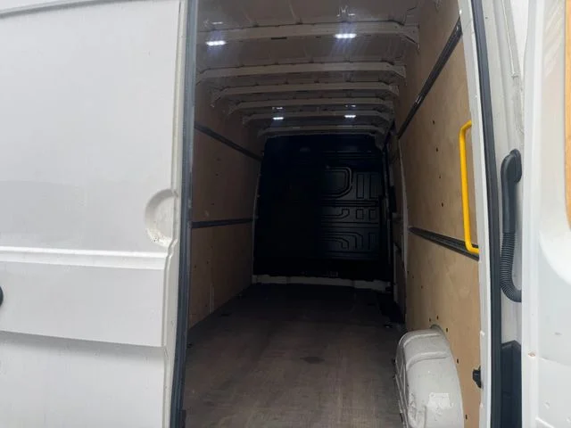 VW Crafter Kasten Kasten 35 lang Hochdach FWD – 7