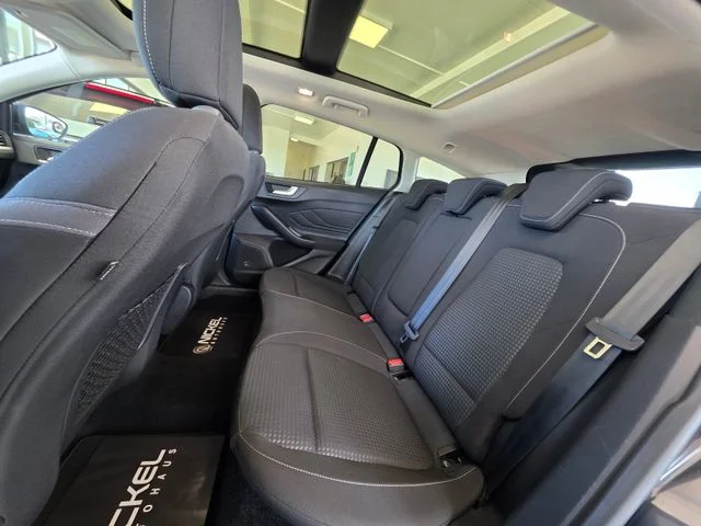 Ford Focus – 23