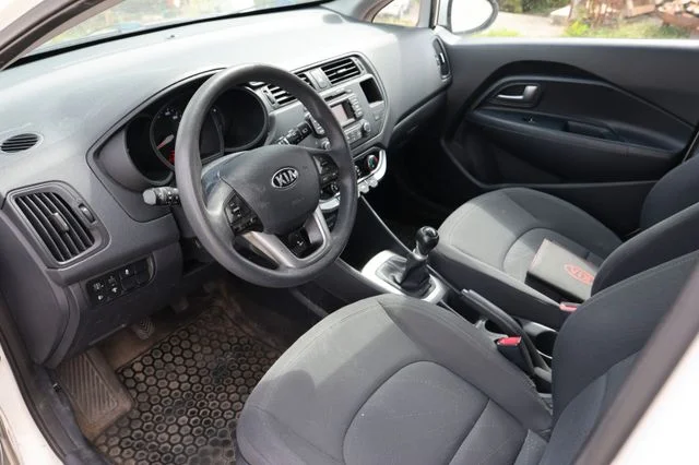 KIA Rio – 9