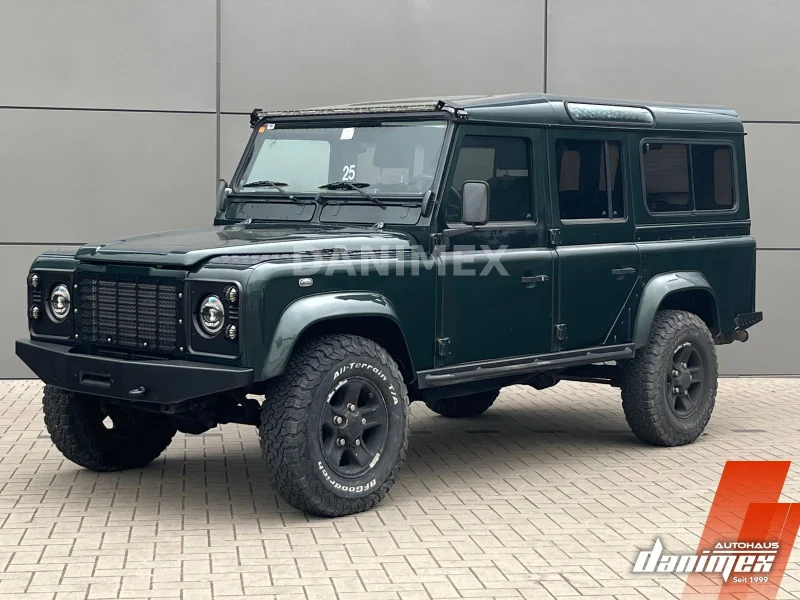 Land Rover Defender – 3