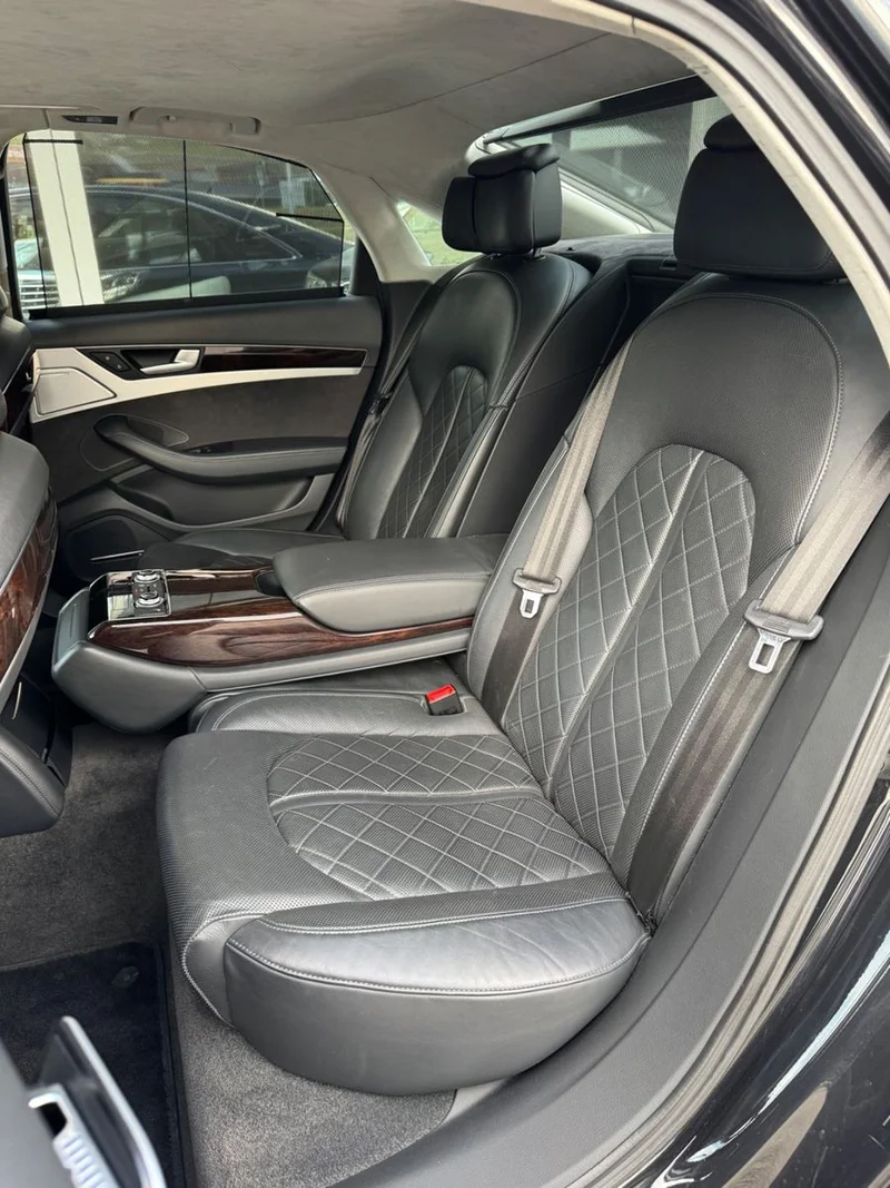 Audi A8 – 23