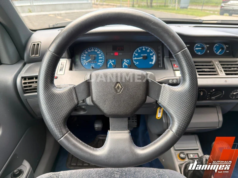 Renault Clio – 14