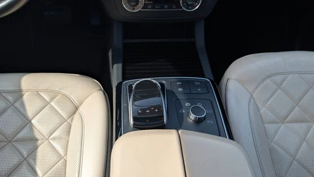 MERCEDES-BENZ GLS 450 – 17