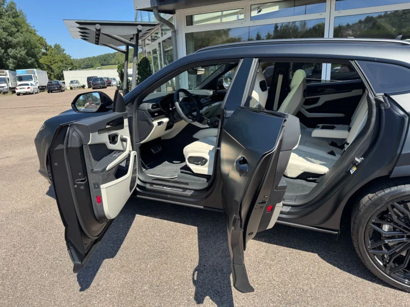 Lamborghini Urus – 27
