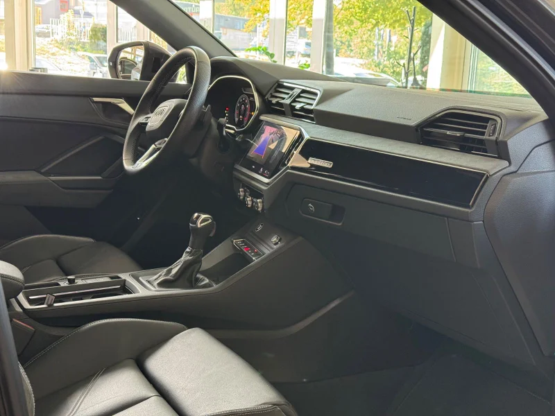 Audi Q3 – 20