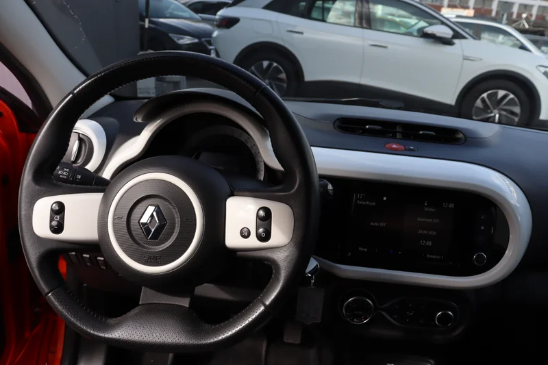 Renault Twingo – 12