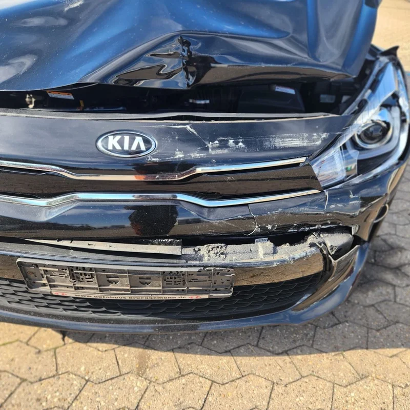 Kia Rio – 7