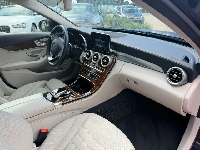 Mercedes-Benz C 220 – 22