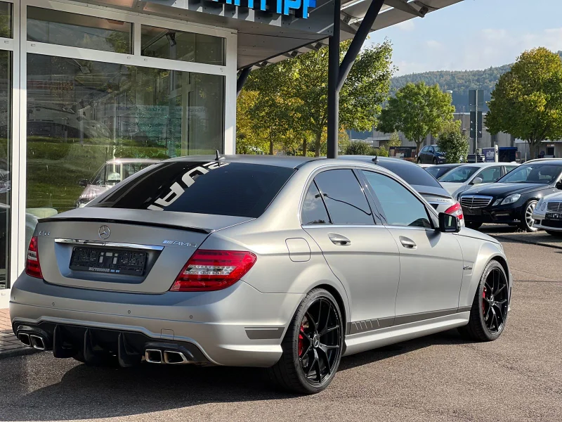 Mercedes-Benz C 63 AMG – 16