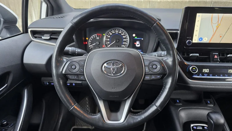Toyota Corolla – 12