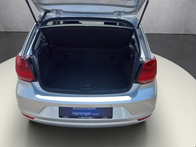 VW Polo – 16