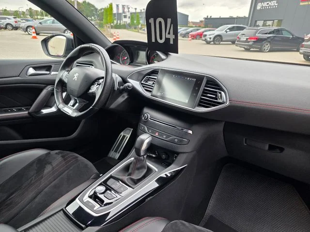 Peugeot 308 – 17