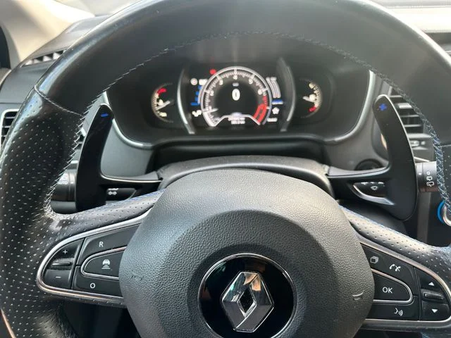 Renault Megane – 10