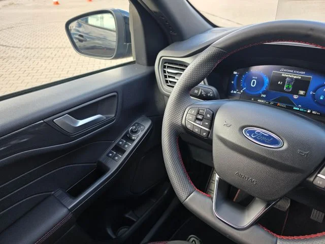 Ford Kuga – 38