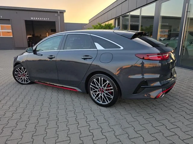 Kia pro cee'd / ProCeed – 7