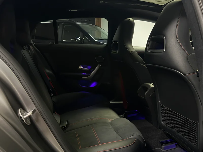 Mercedes-Benz CLA 45 AMG – 15