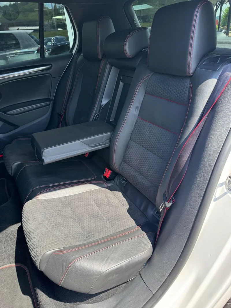 Volkswagen Golf – 14