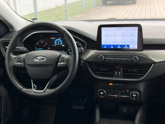 Ford Focus – 18