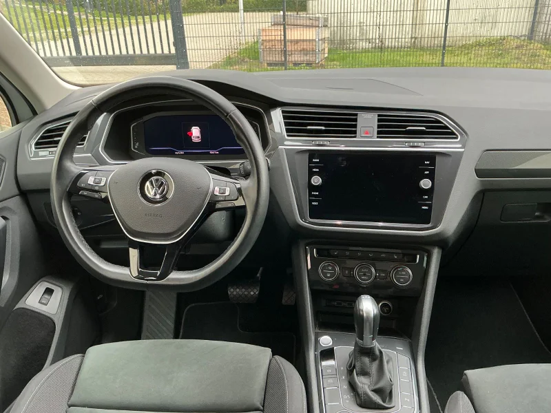 Volkswagen Tiguan – 10