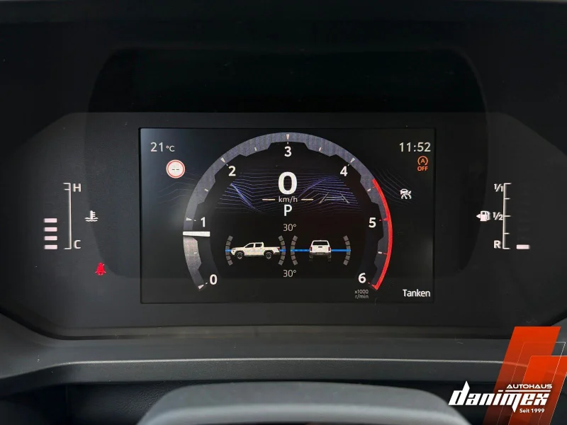 Toyota Hilux – 28