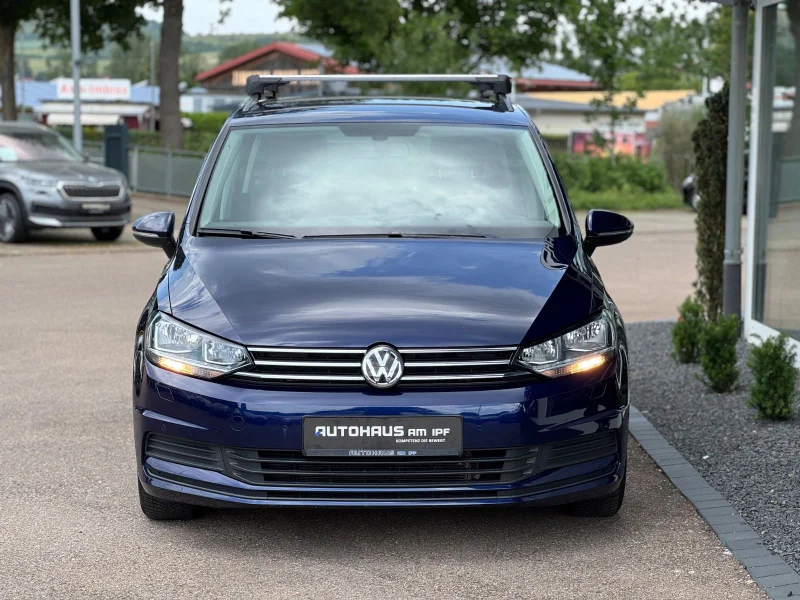 Volkswagen Touran – 8
